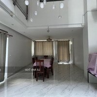 Cho Thuê Nhà Phố Dương Hồng 4 Phòng Ngủ Đầy Đủ Nội Thất. Nhà Mới. Giá 24 Triệu/Tháng. Liên Hệ: 090.678.3676