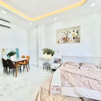 Mới 100%Studio Balcony40M2Full Ntthang Máy️ngã Tư Phú Nhuận