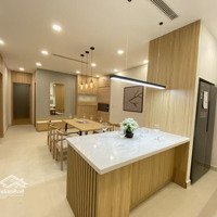 Cho Thuê Căn Hộ 2Pn 2 Vệ Sinh Full Đồ, Tầng Trung, Tại Golden Palace Mễ Trì , Không Đăng Ảo