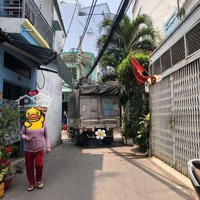 * Hẻm 4,5 M_ Dương Bá Trạc Quận 8 . Nhà Cấp 4 _Ngang 5,5 X21 _ 9,8Tỷ