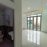 Nhà Phố 40M2, 5 Phòng Ngủ, Đường Hoàng Văn Thụ, Quận Tân Bình.