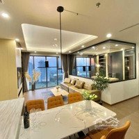 Cho Thuê Căn Hộ Ngọc Khánh Plaza - Số 1 Phạm Huy Thông, Ba Đình, 118M2, 2 Ngủ, View Hồ , 18 Triệu/Tháng