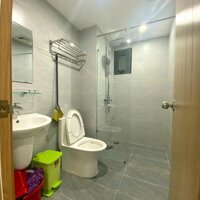 Bán tòa nhà gồm 37 phòng căn hộ Phước Long, Nha Trang