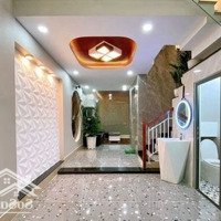 Chủ Kẹt Vốn Cần Bán Gấp Ở Hoa Sứ. Phú Nhuận. Diện Tích: 60M2 Giá Bán 6Tỷ4