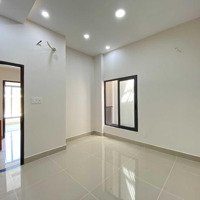 Gía Đầu Tư !!! 60M2 Hẻm 8M Phan Văn Trị - Phạm Văn Đồng Chỉ 7.8 Tỷ Xd 4Tầng Có Lửng