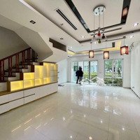 Bán Liền Kề 120M2 Nadyne Garden - Park City, 3 Tầng, Khi Vip Giá Chỉ 25.8 Tỷ