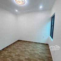 Nhà Mới 3 Tầng Phố Hồ Sen, Cách Mặt Đường Hồ Sen Chỉ 100M 2 Ngoặt Vào Nhà.