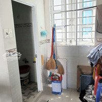 Tìm Nam Ở Ghép Tầng Lầu Của Nhà Nguyên Căn Có Toilet Riêng, Ban Công