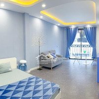 Bán Nhà Phân Lô Cầu Giấy- Gara Ô Tô-50M2X7 Tầng- Thang Máy! Giá Bán 16.2 Tỷ