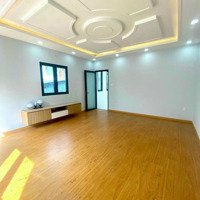 Nhà Đẹp Giá Rẻ Hoàng Hoa Thám,P12,Tân Bình. Hẻm 6M Thông