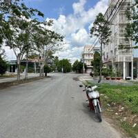 Bán 2 nền liền F8-3 & F8-4 đường Nguyễn Thị Sáu KDC 586