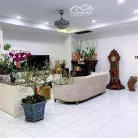 Bán Căn Hộ Cao Cấp Tòa Ct36 Xuân La. Diện Tích 90M2, Giá Bán 5,6 Tỷ. Liên Hệ: 0988.606.242