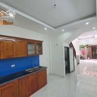 Nhà Gần Bến Xe Yên Nghĩa Cách 40M Ra Đường Quang Trung Vị Trí Đẹp 36M2 Xây 4 Tầng Giá Nhỉnh 3 Tỷ