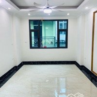 Bán Nhà Kim Đồng - Hoàng Mai 40M2 5 Tầng Thang Máy Full Nội Thất Oto Tránh Vào Nhà Kinh Doanh