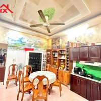 Hiếm! Cần Bán Gấp Căn Nhà 4 Lầu 304M2 Mặt Tiền Bùi Văn Hòa,Biên Hòa Lấy Tiền Cho Con Đi Du Học Mỹ.