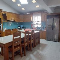 Biệt Thư 8X20M2 Kc:hầm 3 Lầu Ngaymặt Tiềnđường 34-P.anphú-Q.2 Bán:32 Tỷ