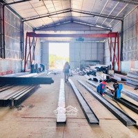 Cho Thuê 800M2 Sẵn Cẩu Trục, Văn Phòng. Điều Hòa Giá Chỉ 32 Triệu