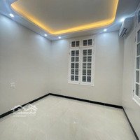 Nguyễn Văn Cừ - Nhà Đẹp 4 Tầng - Xe Tải Tránh Nhau - 50 Mét Ra Phố - Ở Sướng Hoặc Làm Văn Phòng