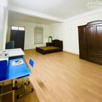 Cho thuê nhà riêng 5 tầng 36m2 tại Nguyễn Văn Linh, Sài Đồng, Long Biên giá: 13tr/th, LH: 0946 204 597