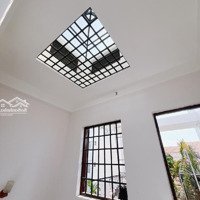 Chính Chủ Trang Bìa - Tt Quận 7- Khu Kiều Đàm - F.tân Hưng - 4 Tầng Hoàn Công Đủ Quận 7 -Nhỉnh 9 Tỷ