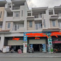 Rất Cần Chuyển Nhượng Căn Shophouse Mặt Cảng 1. Vị Trí Cực Kì Đẹp.giá Rẻ Bất Ngờ