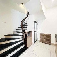 Nhà Mặt Tiền 32M2, 4 Ngủ, Tứ Hiệp, Thanh Trì