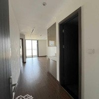 Hàng Sốt Studio West Point, Giá Bán 9,5 Triệu, Vào Luôn, View Thoáng. Liên Hệ E Quyền 0918269777