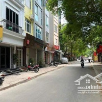 Nhà Đẹp Ở Ngay Mặt Ngõ Ba Đình Hàng Xóm Khách Sạn Khăn Quàng Đỏ - Khách Sạn La Thành 58M2 Nhỉnh 6Tỷ