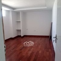 Nhà Cho Thuê. Cc Căn Hộ Cao Cấp Newton Apartment Tầng Trệt.mặt Tiềnđ Số 18