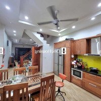 Bán Phố Mễ Trì, Từ Liêm: 55M2. Mt4M. 4 Tầng. Thoáng Trước Sau. Nội Thất. Oto Đỗ Cửa. 9 Tỷ