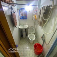 Nhà Hẻm Phú Trung Tân Phú.diện Tích3.7X 9 1 Triệuệt 1Lầu 2 Phòng Ngủ1Wc