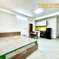 Cho Thuê Căn Hộ Chung Cư Dạng Studio Cửa Sổ Lớn Ngay Cầu Calmette Q1