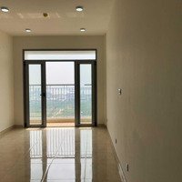 Cho Thuê Luxgarden, 2 Phòng Ngủ69M, Có Máy Lạnh, Rèm Giá 8 Triệu/Th