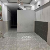 Cho Thuê Nhàhẽm Xe Hơikhuông Việt - Tân Phú ( 3.8X18M) 1 Lầu, 5 Phòng Ngủ 3Wc