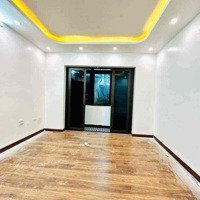 Cho Thuê Làm Căn Hộ Dịch Vụ Mặt Ngõ Linh Quang 35M2X4 Tầng, Nhà Đẹp Ở.