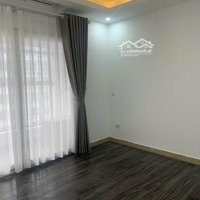 Bán Căn Chung Cư 120M2 Tại Hà Đông Giá Thương Lượng