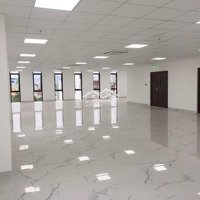 Văn Phòng 100M2, 125M2, 215M2, 350M2 Đường Núi Thành, Đà Nẵng. Ngay Trung Tâm, Giá Thuê 200 Ngàn/M2