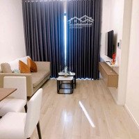 Cho Thuê Căn 2 Phòng Ngủ 2 Vệ Sinh74M2 Căn Góc View Hồ Bơi