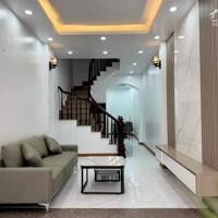 Bán nhà Mỗ Lao, Hà Đông cạnh hồ và BT Làng Việt kiểu Châu Âu, 42m2*4T-6.8 tỷ- 70m ra ô tô.