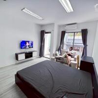 Cho thuê căn hộ 1PN, Q1, ban công, máy giặt riêng, gần CV Lê Văn Tám, chợ Tân Định, cầu Bông