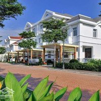 Cần Bán Biệt Thự Khu Chateau Phú Mỹ Hưng Căn Đối Diện Cluphouse, Diện Tích Đất 195M2 Giá Chỉ 95 Tỷ