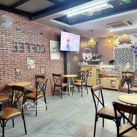 Sanh Quán Cafe Góc 2 Mặt Tiền Tân Phú