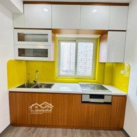 Bán Gấp Căn Golden Land, S = 94M2, Với 2 Phòng Ngủ 2 Vệ Sinh Có Sổ Đỏ , Giá Bán 5.05 Tỷ. Lh Mr.sơn: 0985232584.