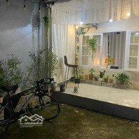 Cho Thuê Nhà Cấp 4 Sân Vườn : Trưng Nữ Vương , 180M2