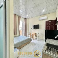 Căn Hộ Quận 1 Rộng 30M2 Đầy Đủ Nội Thất, Thang Máy, Ban Công Lớn, Gần Cầu Bông, Công Viên Lê Văn