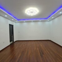 Bán nhà riêng ngõ 72 Tôn Thất Tùng, 40m2, 4T, Ô Tô Giá Chỉ 5,2 Tỷ