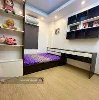 Bán Nhà Tam Trinh 5 Tầng, 33M2, 5,8 Tỷ, Ô Tô Qua Nhà, Kinh Doanh