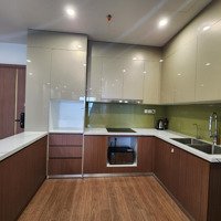 Cho Thuê Căn Hộ Royal City, 3 Phòng Ngủ, 2 Vệ Sinhfull Đồ Từ 20 Tr/Th, Liên Hệ: 0911,400,844