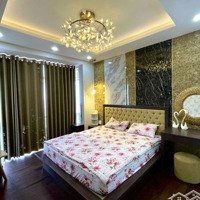 Cho Thuê Căn Hộ Chung Cư Goldview Quận 4 Nhà 2 Phòng Ngủ Có Nội Thất