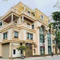 Bán Căn Góc Dinh Thự Mỹ Đình 272 M2, Full Nội Thất . Liên Hệ: 0915667590